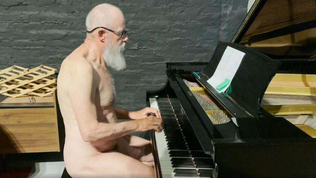 Naked piano – video